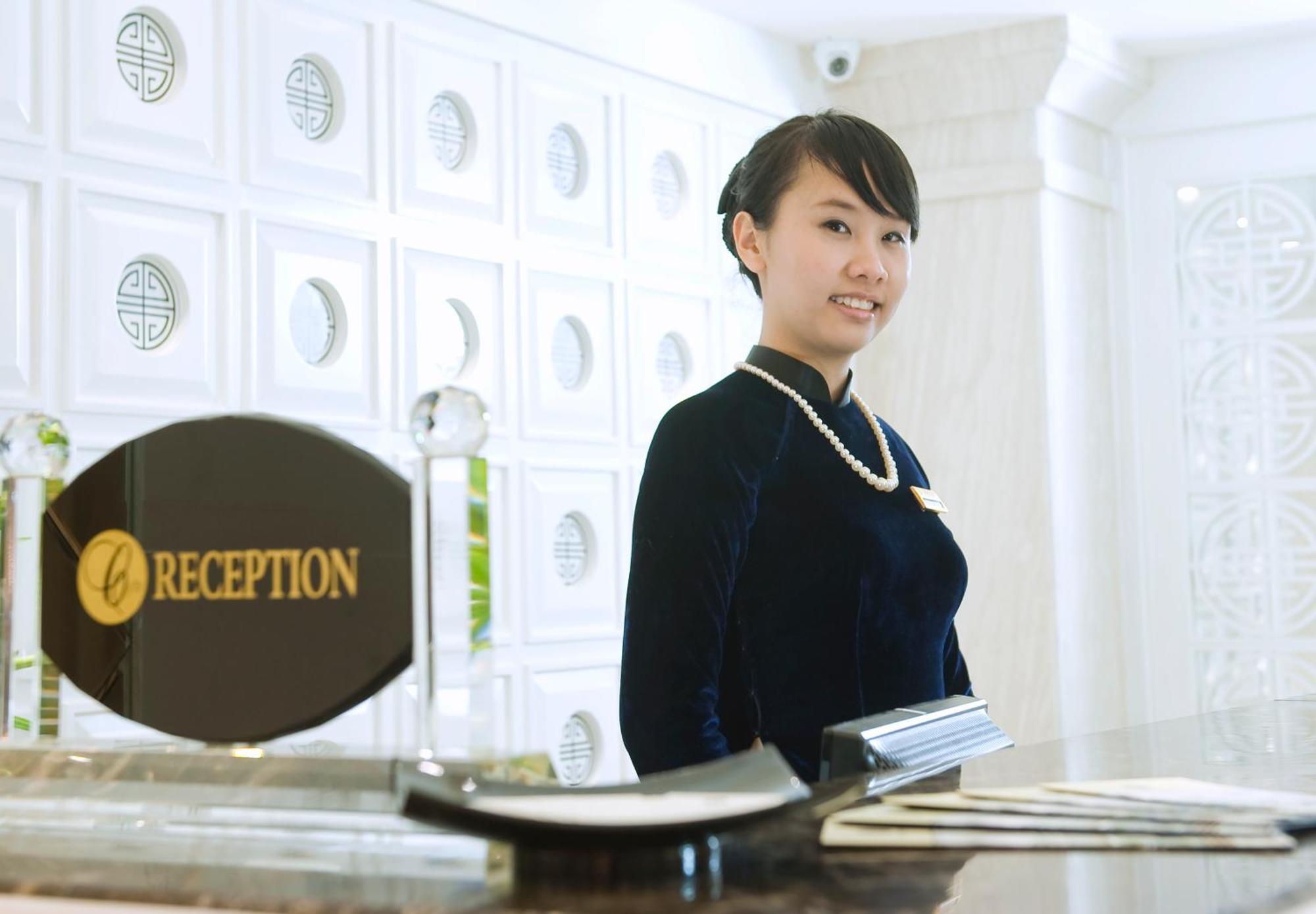 Le Petit & Rooftop Bar Hotel 5*